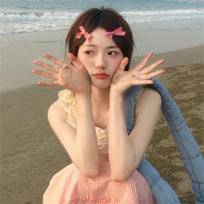 花豹少女队：勇闯好莱坞 封面